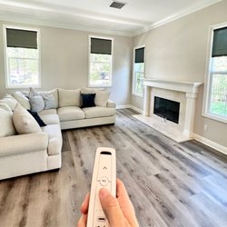Aero Shade - Battery powered remote control shades