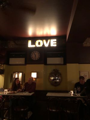 Vanguard Wine Bar (Upper East Side) by null