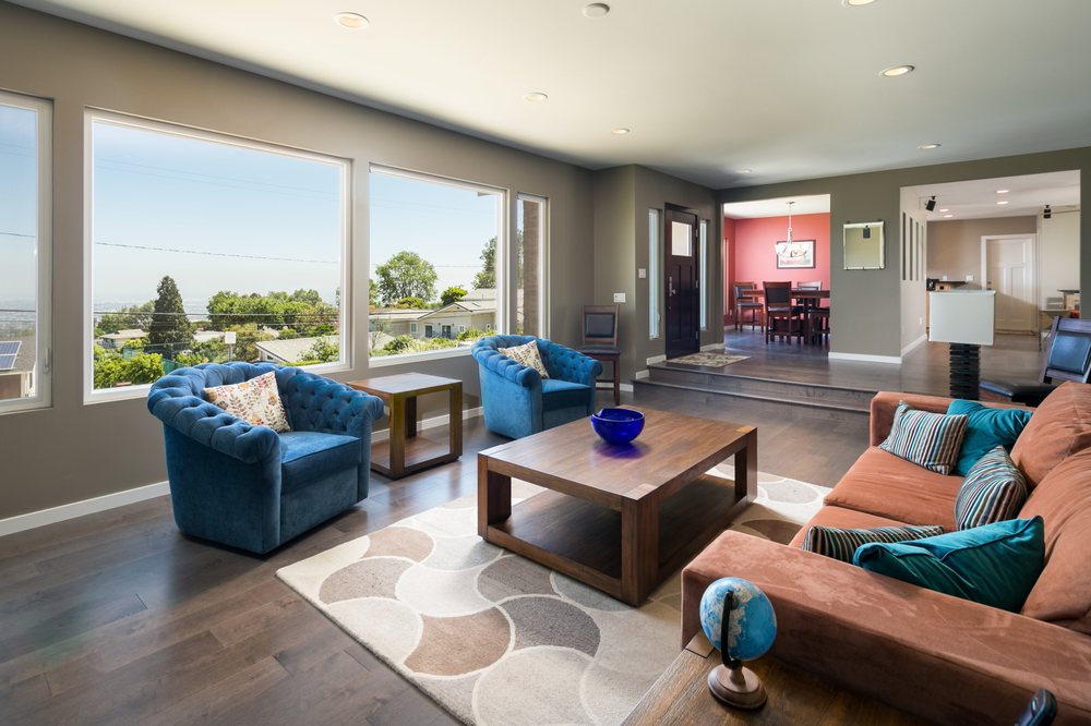 Slide of Vazana Construction