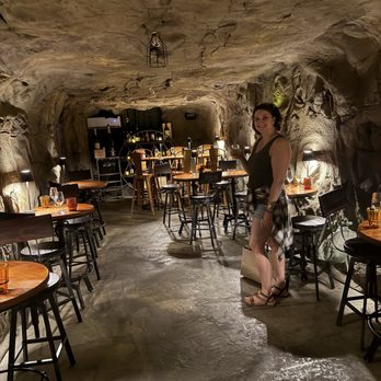 Wanderlust Wine - Barton Springs - Wine Tasting Room Near Me - Austin, Texas Wanderlust Wine - Barton Springs - Wine Tasting Room Near Me - Austin, Texas