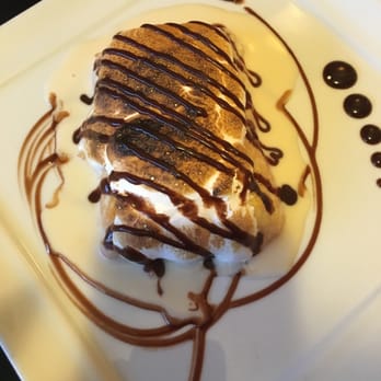 Leche Y Miel Restaurant - The Tres Leches was amazing! - Comfort Food Near Me - Bronx, New York Leche Y Miel Restaurant - The Tres Leches was amazing! - Comfort Food Near Me - Bronx, New York