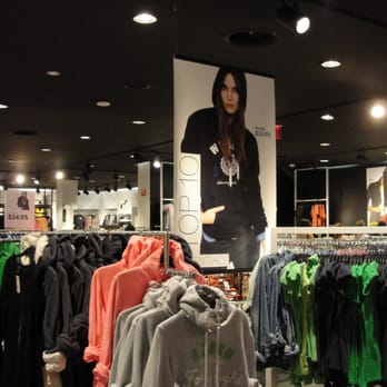 H&M - Sweaters for me - Women's Clothing Near Me - Escondido, California