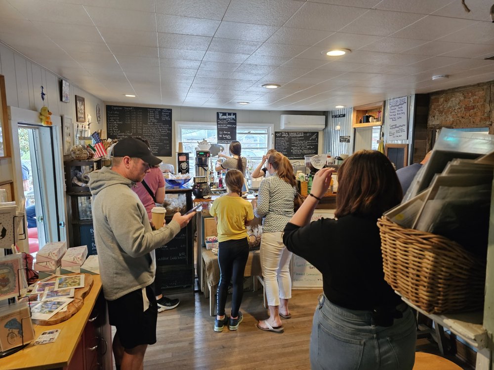 BACK STREET BREWS COFFEE & TEA HOUSE 73 Photos & 47 Reviews 11 E Pennsylvania Ave