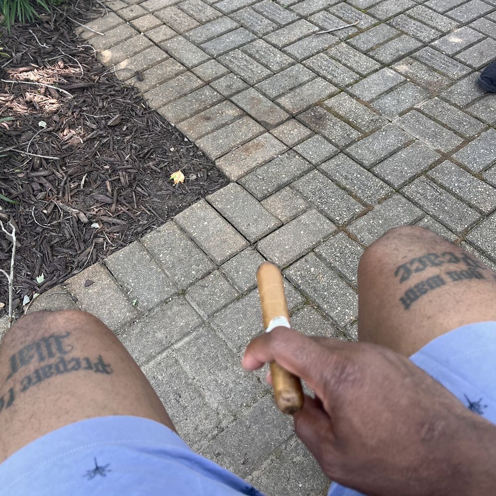 El Jefe Cigar - Tobacco Shops Near Me - College Park, Georgia