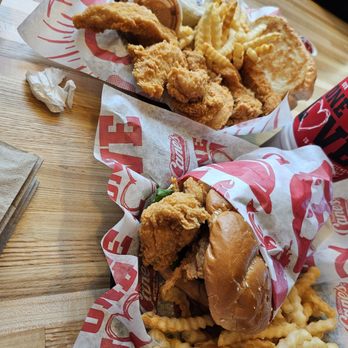 Raising Cane's Chicken Fingers - Fast Food Near Me - Cherry Hill, New Jersey