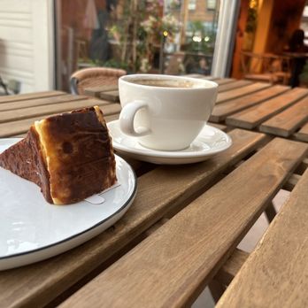 Muri Coffee & Dessert - Cheesecake & Americano - Coffee & Tea Near Me - San Diego, California Muri Coffee & Dessert - Cheesecake & Americano - Coffee & Tea Near Me - San Diego, California
