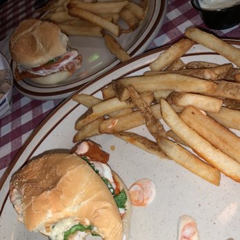 Mitchell Street Pub - Buffalo Chicken Sandwich split - Pubs Near Me - Petoskey, Michigan Mitchell Street Pub - Buffalo Chicken Sandwich split - Pubs Near Me - Petoskey, Michigan