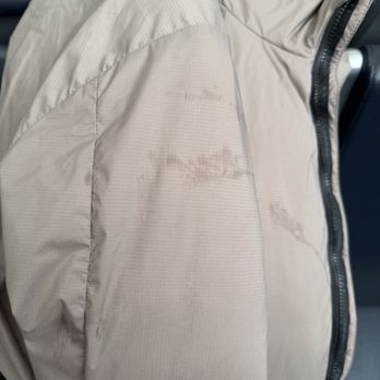 Il Poggio - Ruined Canada Goose Jacket - Tomahawk Steak Juice Dropped on it by the server. Now the restaurant is ignoring us. Be aware! - Italian Near Me - Snowmass Village, Colorado