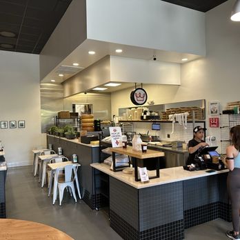 Big Bon Bodega - Inside on a Tuesday lunch time 4/14/2026 - Bagels Near Me - Pooler, Georgia