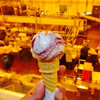 Tillamook Creamery - Kiddie cone with white chocolate raspberry... - Cheese Shops Near Me - Tillamook, Oregon
