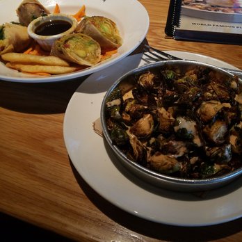 BJ's Restaurant & Brewhouse - New American Near Me - Valley Stream, New York