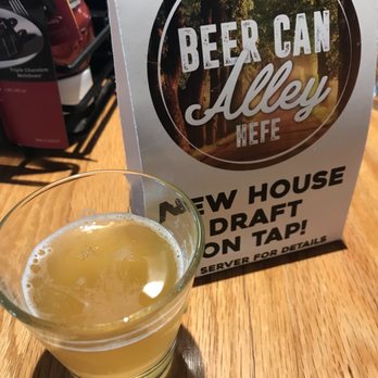Applebee's Grill + Bar - Beer Can Alley KEFE, is Applebee's new brew. I found it to be much better than Coors... - American Near Me - Salem, Illinois