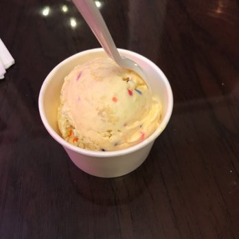 Bmore Licks - Birthday cake (kiddie cup) - Ice Cream & Frozen Yogurt Near Me - Baltimore, Maryland