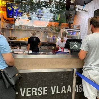Manneken Pis - Friterie Near Me - Utrecht, Utah
