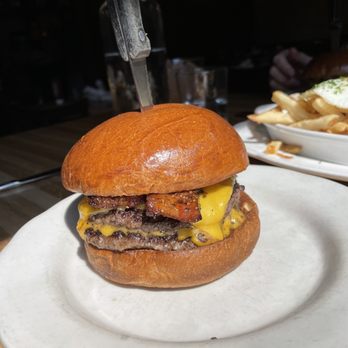 Au Cheval - Single with bacon - Bars Near Me - Chicago, Illinois