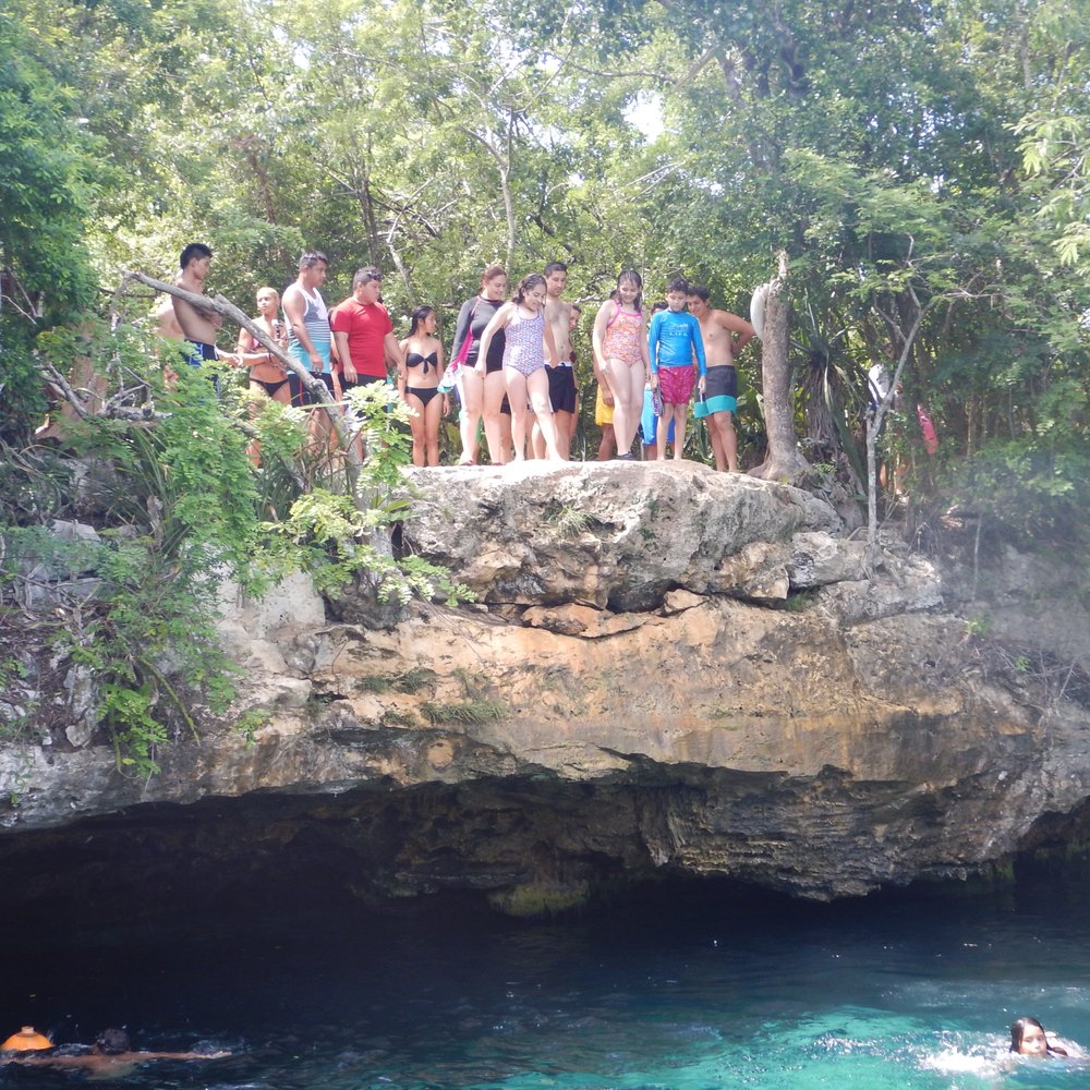 Cenote Azul - Lakes Near Me - Chacalal, ROO