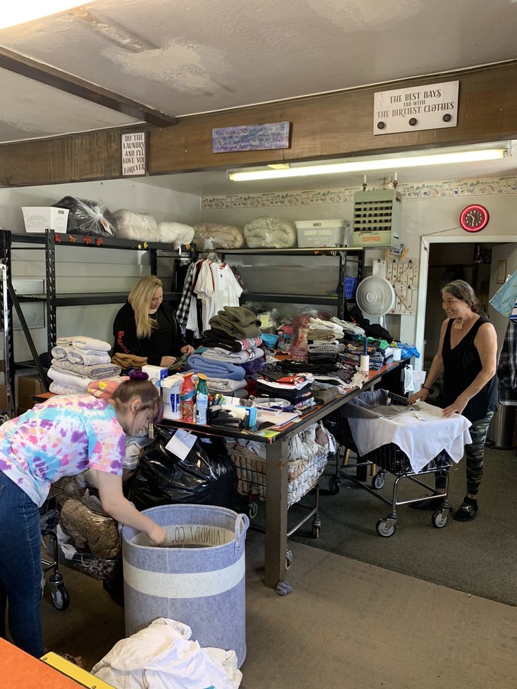 SUNSHINE LAUNDROMAT Updated September 2024 17 Photos & 26 Reviews