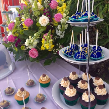 Topher's Cupcakes - a variety of cupcakes - Desserts Near Me Topher's Cupcakes - a variety of cupcakes - Desserts Near Me