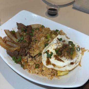 Magasin Vietnamese Cafe - Filet mignon fried rice - Vietnamese Near Me - New Orleans, Louisiana Magasin Vietnamese Cafe - Filet mignon fried rice - Vietnamese Near Me - New Orleans, Louisiana