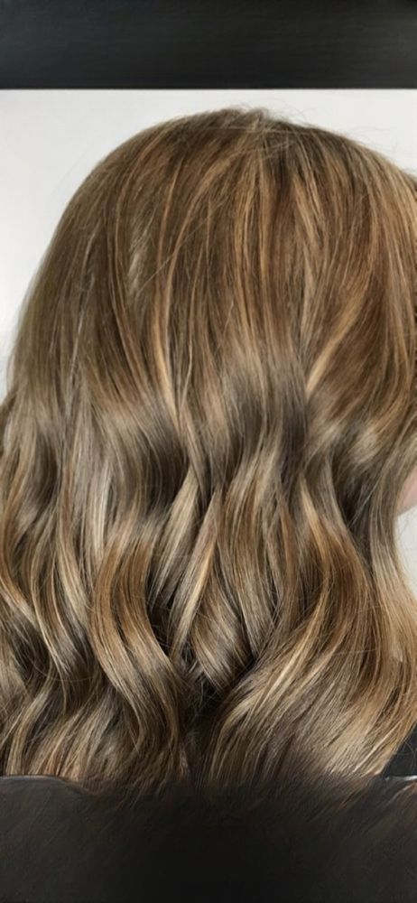 Salon Reflection Hair Studio Logo