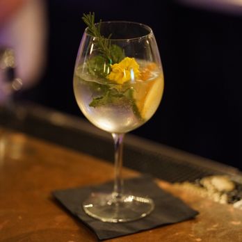 Stateroom Bar - a glass of water with lemon and mint - Cocktail Bars Near Me - Laguna Beach, California