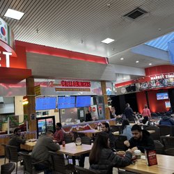 Crossroads Mall Food Court