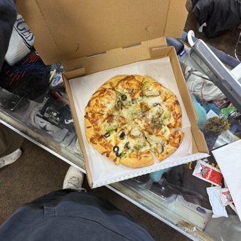 Mazeh - Pizza very very very good. I'm lactose and I still can't resist - Sandwiches Near Me - Concord, California