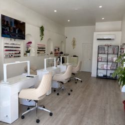 Nail Stations