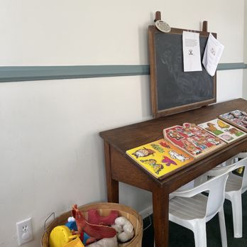 Riner-Costantino Pat - Entrance - Speech Therapists Near Me - Glendale, California Riner-Costantino Pat - Entrance - Speech Therapists Near Me - Glendale, California