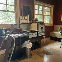 Jack's Hut at Freestone Inn - Inside decor