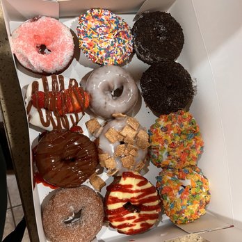 Ohanalulu - Dozen Donuts - Donuts Near Me - Fishers, Indiana