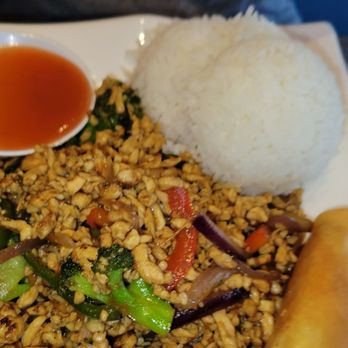 Rai Lay Blakeney - Basil Chicken - Asian Fusion Near Me - Charlotte, North Carolina Rai Lay Blakeney - Basil Chicken - Asian Fusion Near Me - Charlotte, North Carolina
