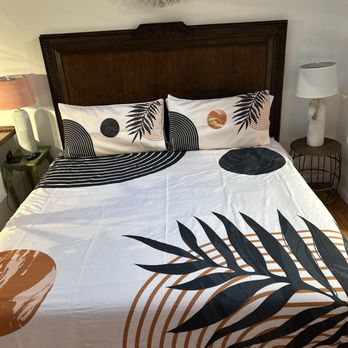 Tiki Shack - Brand new king bed - Vacation Rentals Near Me - Ocean City, Maryland Tiki Shack - Brand new king bed - Vacation Rentals Near Me - Ocean City, Maryland