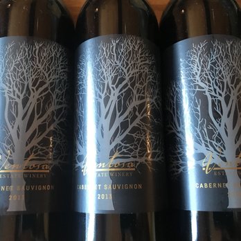 Ventosa Vineyards - Wineries Near Me - Geneva, New York
