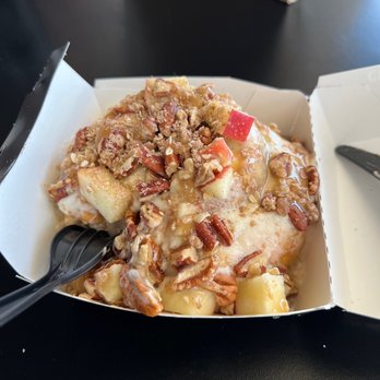 Cinnaholic - Carmel apple pie cinnamon roll?!??? Delightful - Bakeries Near Me - Henderson, Nevada Cinnaholic - Carmel apple pie cinnamon roll?!??? Delightful - Bakeries Near Me - Henderson, Nevada