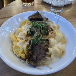 Short rib Mac and cheese
