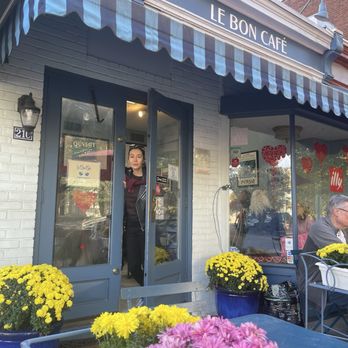 Le Bon Cafe - Entrance - Coffee & Tea Near Me - Washington, DC, District of Columbia