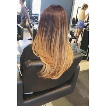 Umbrella Salon - Cut and Color by Roz! - Hair Salons Near Me - Campbell, California