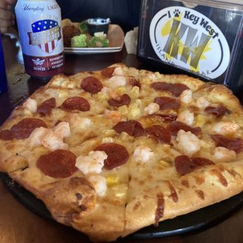 Island Dogs - Key West Pizza - Bars Near Me - Key West, Florida Island Dogs - Key West Pizza - Bars Near Me - Key West, Florida