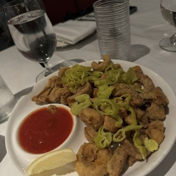 Crossroads Kitchen - Calamari Fritti - Vegan Near Me - Los Angeles, California Crossroads Kitchen - Calamari Fritti - Vegan Near Me - Los Angeles, California