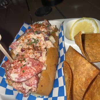 Gramps Getaway - Dive Bars Near Me - Key Biscayne, Florida Gramps Getaway - Dive Bars Near Me - Key Biscayne, Florida