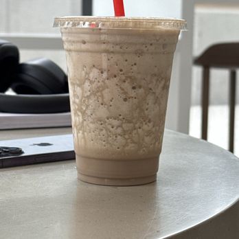 The Landmark Cafe - coffee smoothie with protein - American Near Me - Los Angeles, California