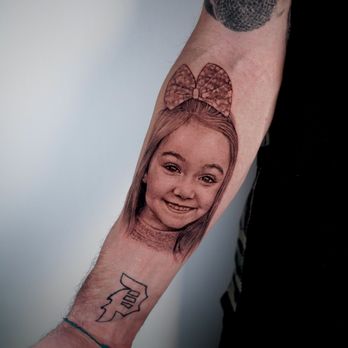 Malaka Tattoo Collective - Tattoo Near Me - Los Angeles, California Malaka Tattoo Collective - Tattoo Near Me - Los Angeles, California