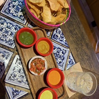 Oh! Mexico - Chips and Sauce - Mexican Near Me - Miami Beach, Florida