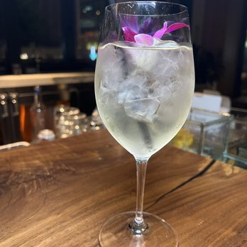 Sixty Vines - Sixty Vines Gin & Tonic (on tap) - New American Near Me - Nashville, Tennessee Sixty Vines - Sixty Vines Gin & Tonic (on tap) - New American Near Me - Nashville, Tennessee