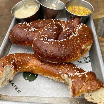 Beardslee Public House - House Made Brewing Grain Pretzels - Breweries Near Me - Bothell, Washington