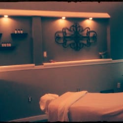 Vitality Massage - Professional massage services in a relaxed setting, as well as "on-site" mobile massage by appointment only.