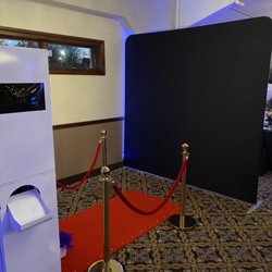 Dj Services By Glen - Our wedding photobooth