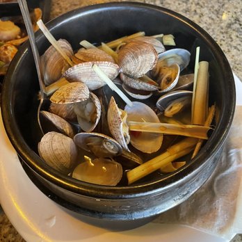 One Hot Pot & Grill - Lemongrass baby clams - Vietnamese Near Me - Houston, Texas