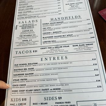 The Sailhouse - Seafood Near Me - Tarrytown, New York